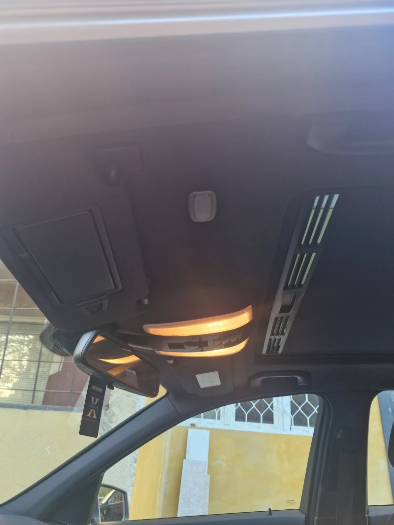 Mercedes-Benz C 180 1.8 CDI , снимка 16 - Автомобили и джипове - 52257098