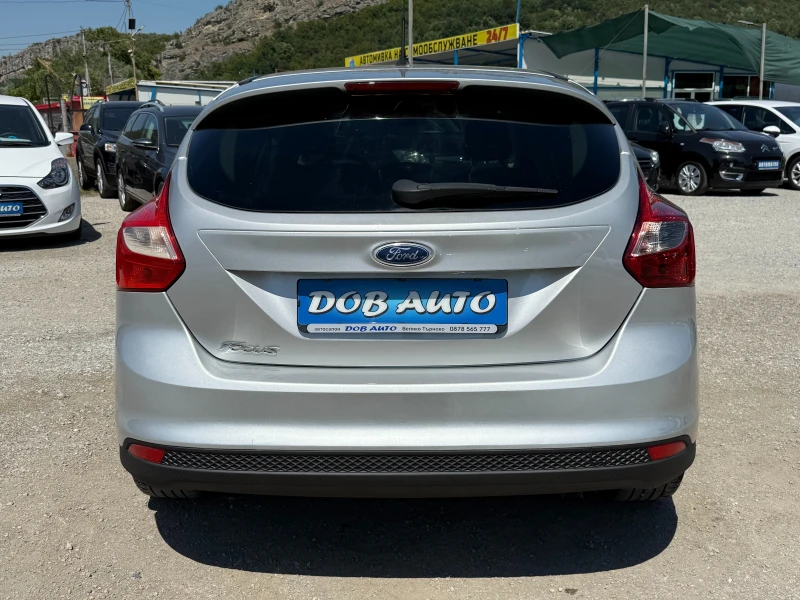 Ford Focus 1.6i-120-к.с-БЕНЗИН-ГАЗ-КЛИМАТРОНИК, снимка 5 - Автомобили и джипове - 52727804
