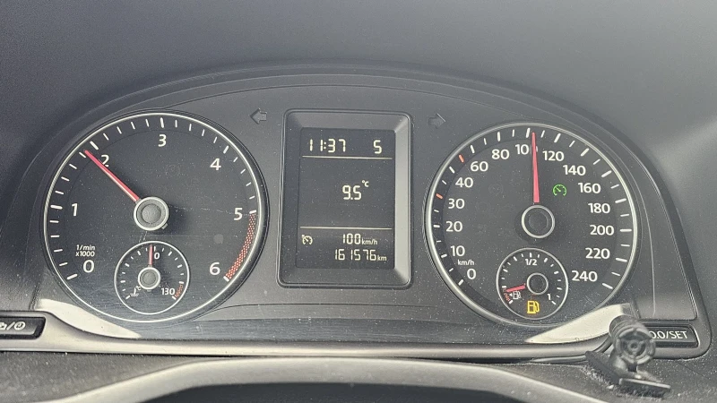 VW Caddy XXL - 7 места , снимка 9 - Автомобили и джипове - 52886024