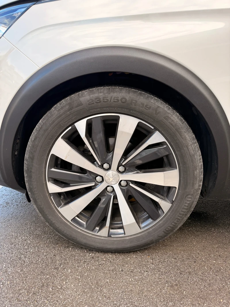 Peugeot 3008 GT/FullLED/KeyGO/Pano/Assist/360, снимка 7 - Автомобили и джипове - 53397041