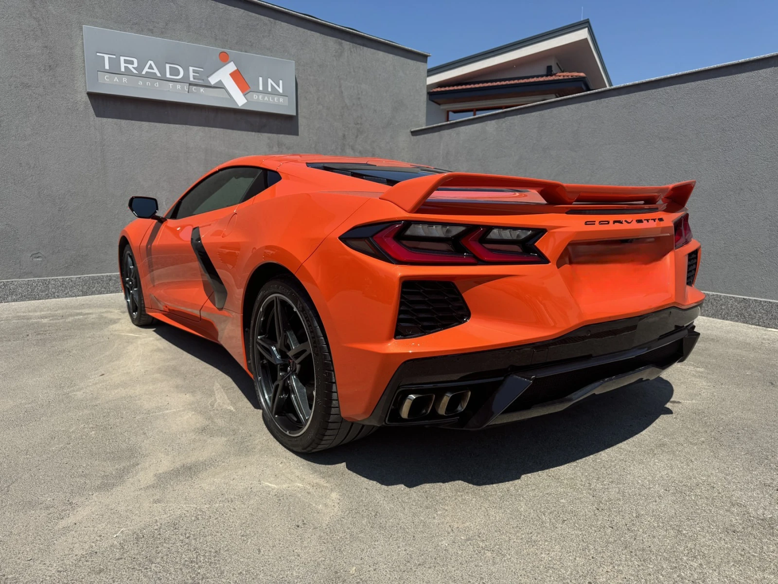 Chevrolet Corvette C8 6.2L Stingray 1LT НАЛИЧЕН  - изображение 6