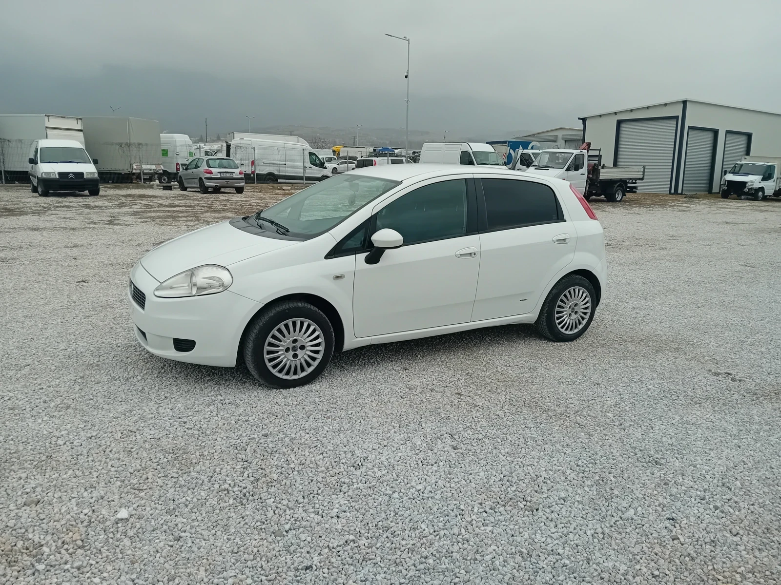 Fiat Punto 1.4 Klima Gaz - изображение 7