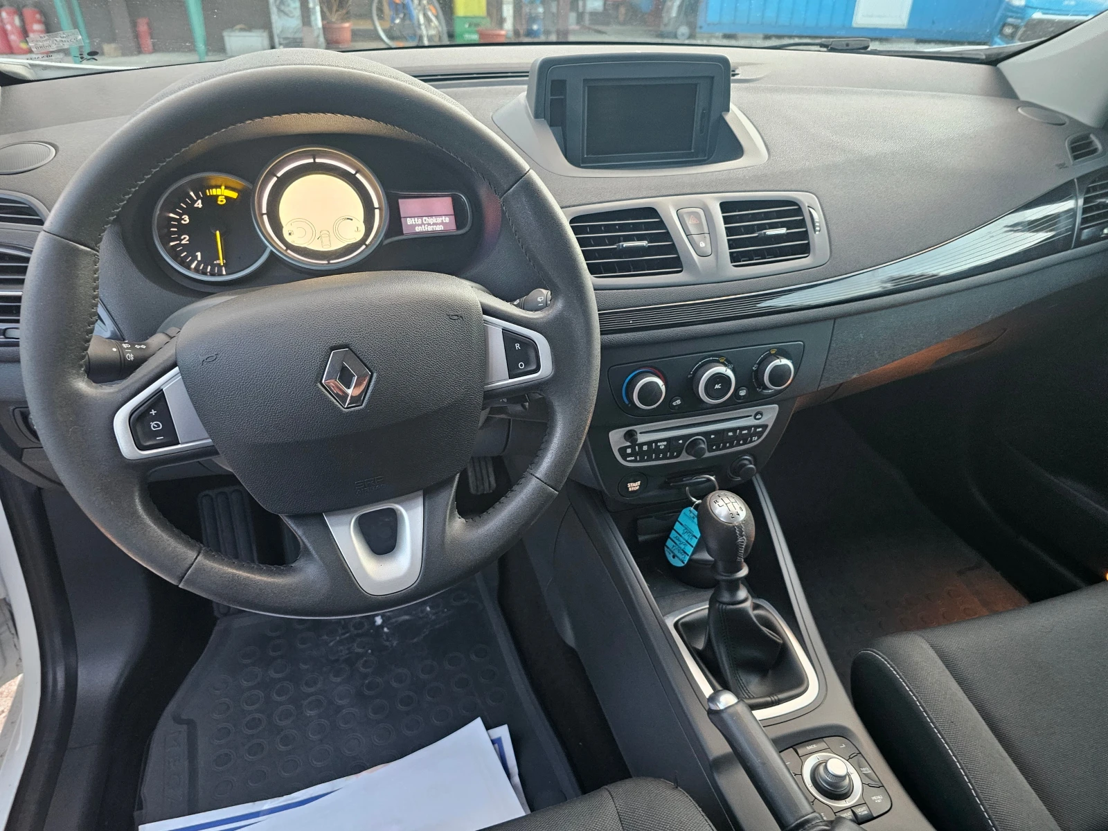 Renault Megane 1.5DCI КЛИМАТИК ! ! ТОВАРЕН ! ! ЕВРО 5 | Mobile.bg — изображение 11