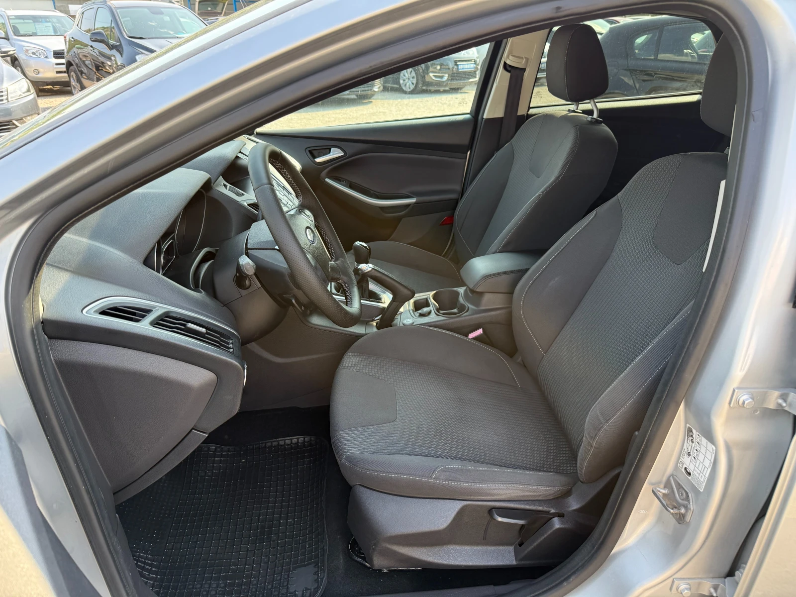 Ford Focus 1.6i-120-.---TITANIUM-KEYLESS- KLIMATR | Mobile.bg   11