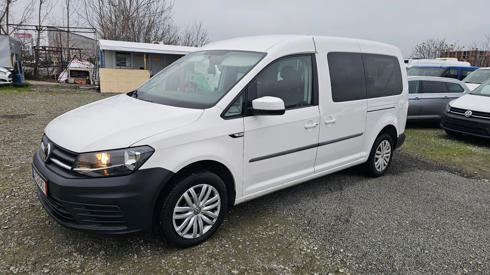 VW Caddy XXL - 7 места  - изображение 2
