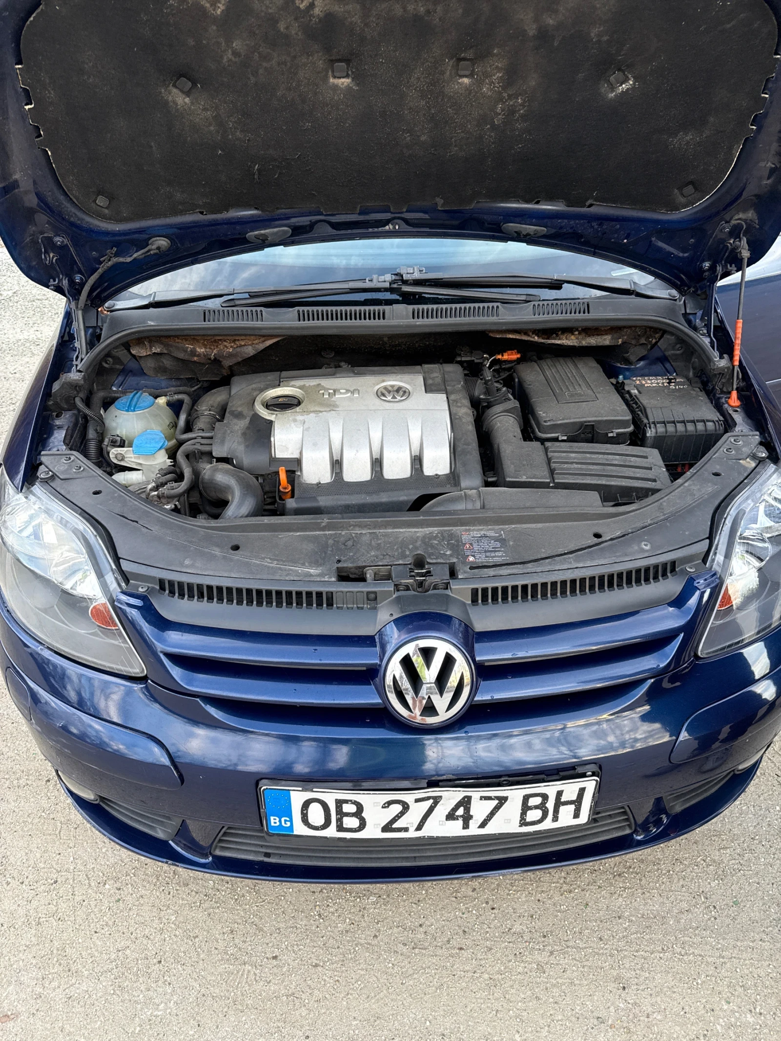 VW Golf Plus, снимка 11 - Автомобили и джипове - 53771866