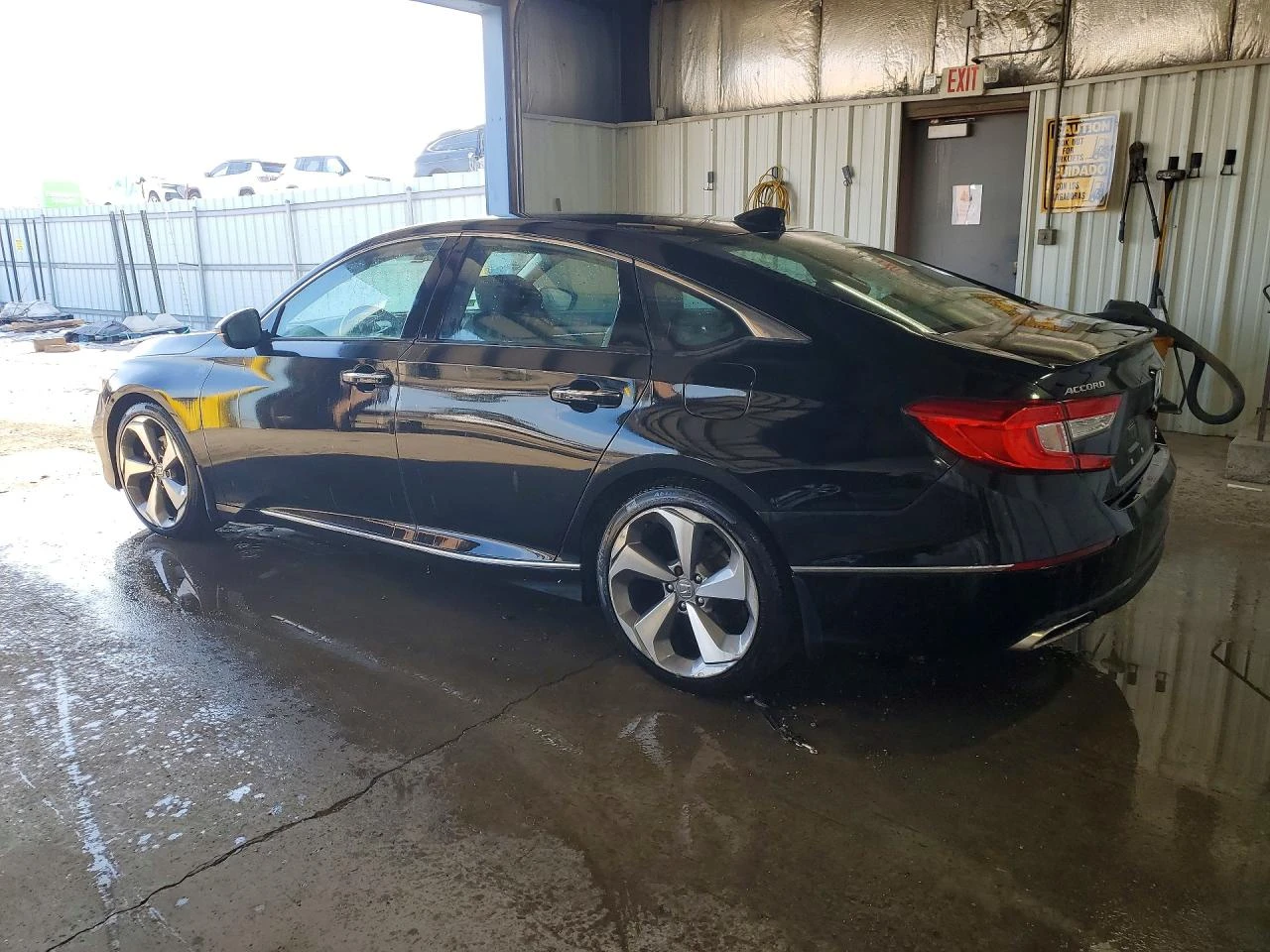 Honda Accord TOURING* 2.0L* 53ХИЛ.КМ. - изображение 2