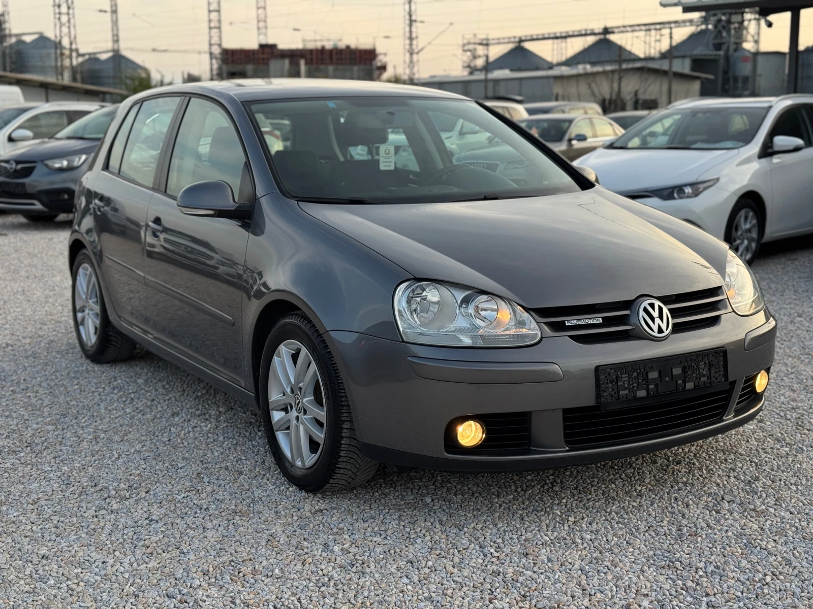 VW Golf 1.9 TDI 105hp HIGHLINE BLUEMOTION , снимка 8 - Автомобили и джипове - 54234270