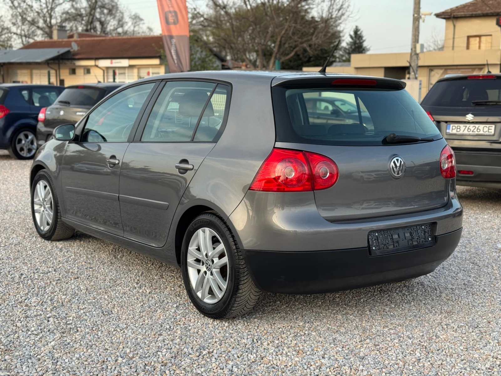 VW Golf 1.9 TDI 105hp HIGHLINE BLUEMOTION , снимка 6 - Автомобили и джипове - 54234270