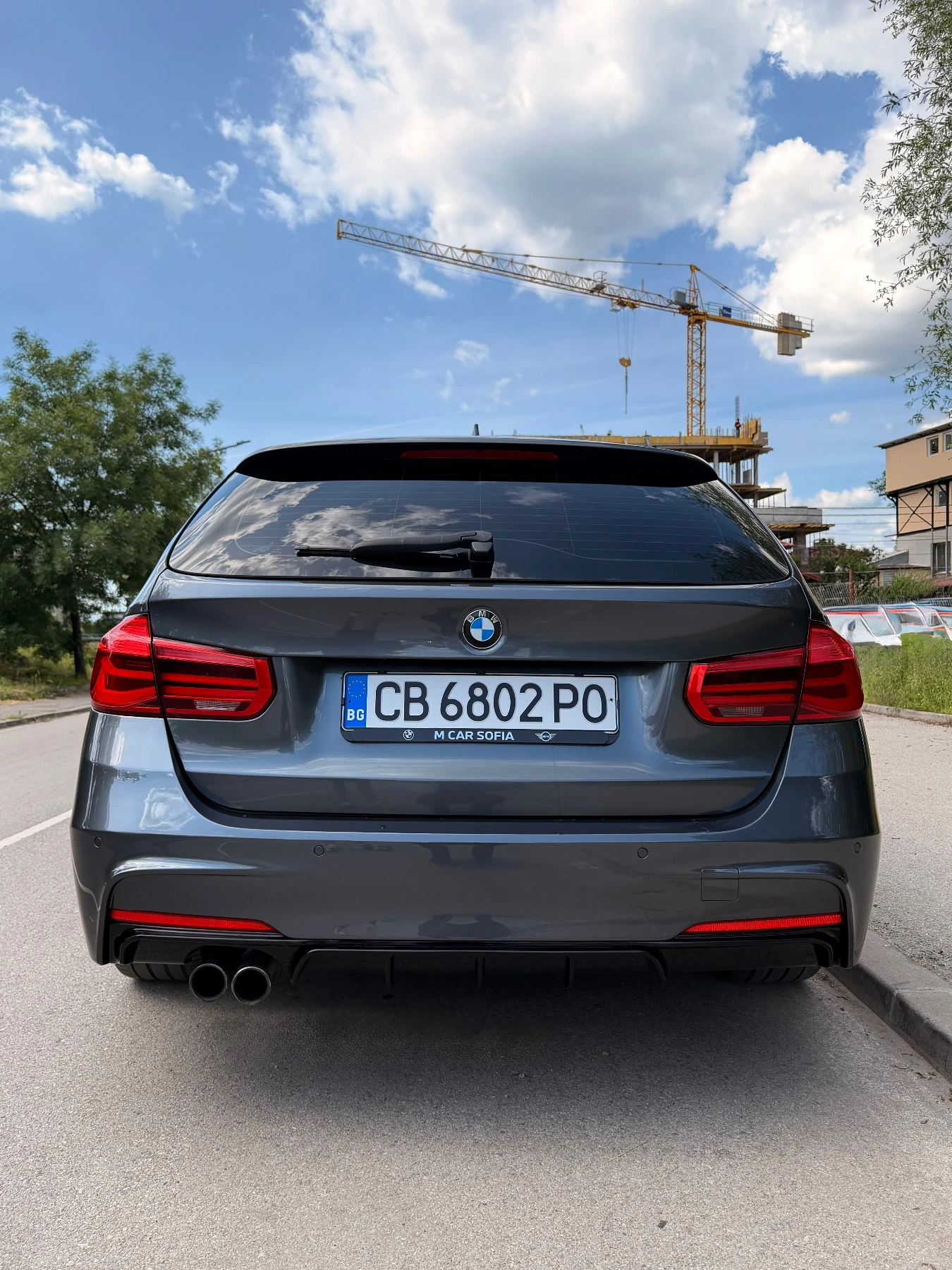 BMW 320 320i M-Performance LCI, снимка 4 - Автомобили и джипове - 54669880