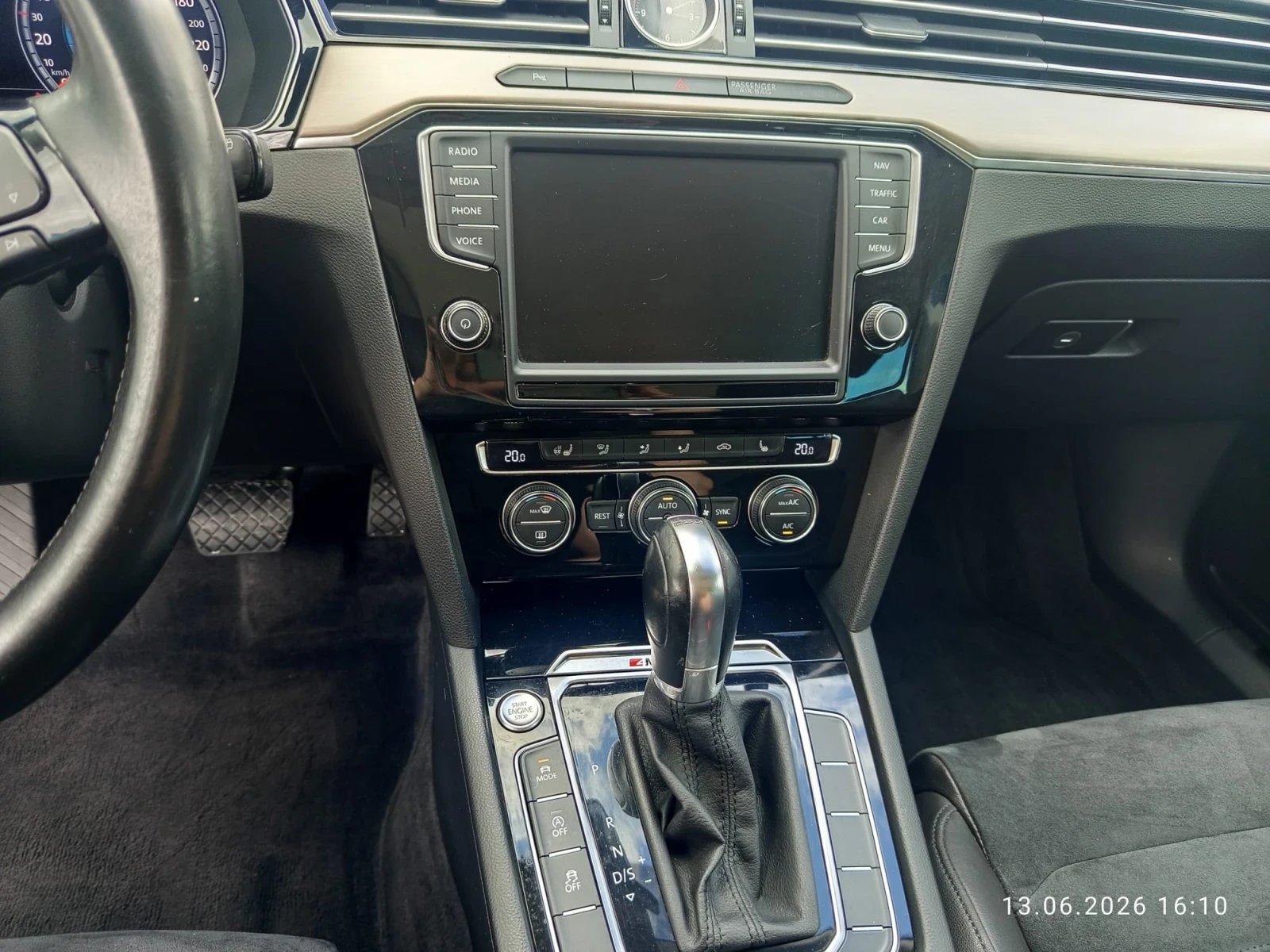 VW Passat 2.0tdi Highline 4Motion 240ks., снимка 16 - Автомобили и джипове - 54919477