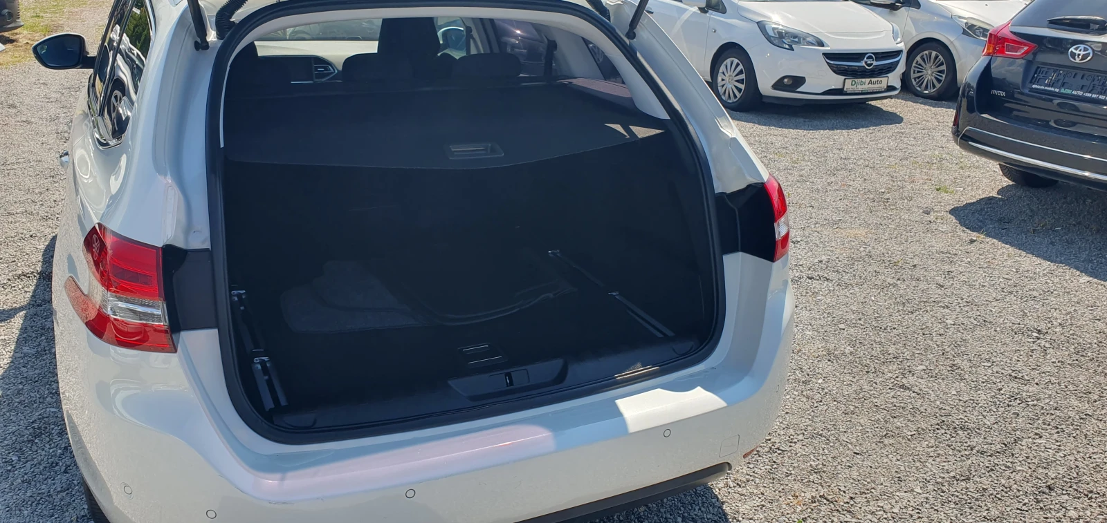 Peugeot 308 2.0 Blue- HDI- ALLURE, снимка 8 - Автомобили и джипове - 54995187