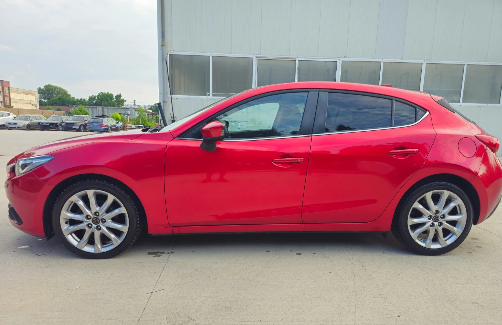 Mazda 3 2.2D Euro 6, снимка 2 - Автомобили и джипове - 55007068