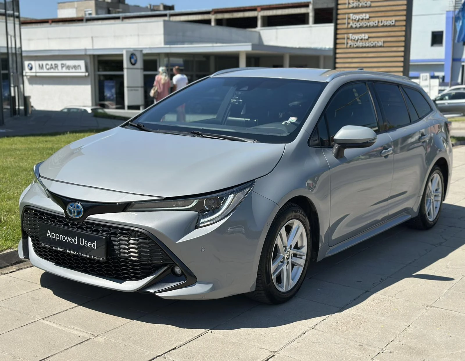 Toyota Corolla 2.0 HEV Team Deutschland, снимка 4 - Автомобили и джипове - 55484819