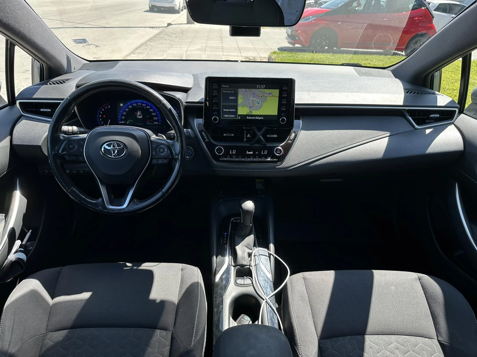 Toyota Corolla 2.0 HEV Team Deutschland, снимка 11 - Автомобили и джипове - 55484819