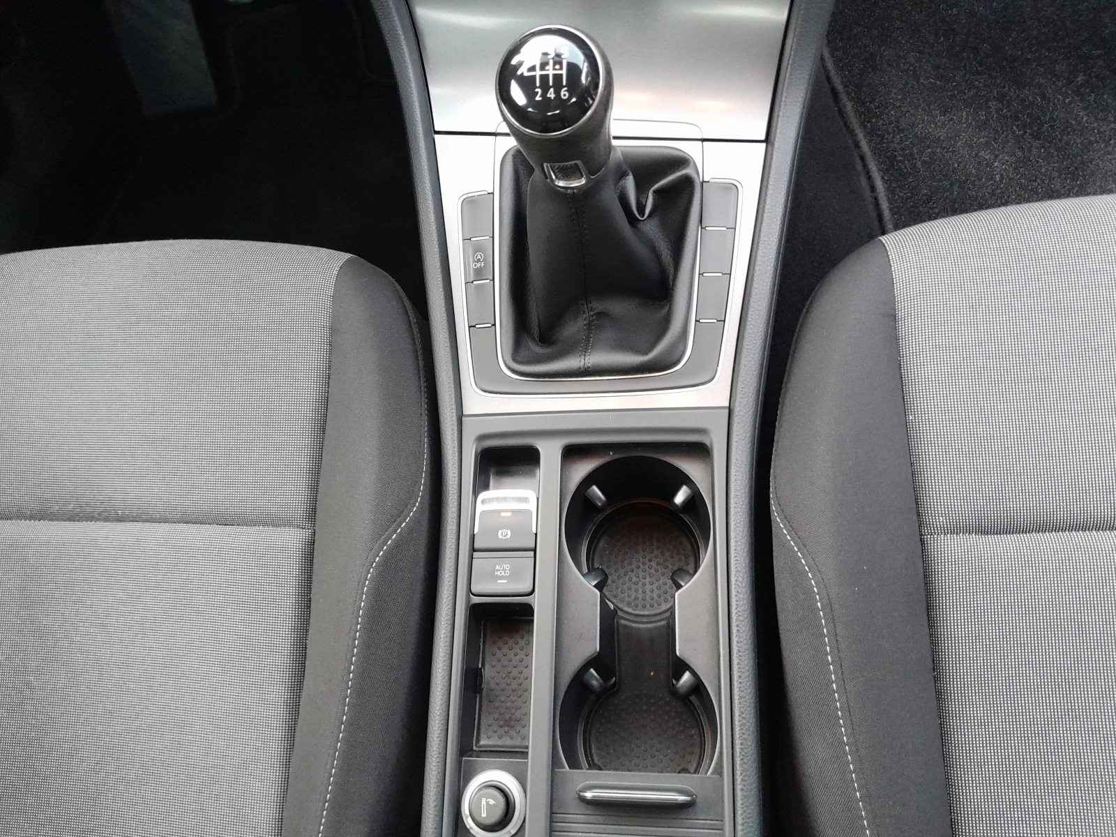 VW Golf 1.6 TDI 110 kc | Mobile.bg � ����������� 10