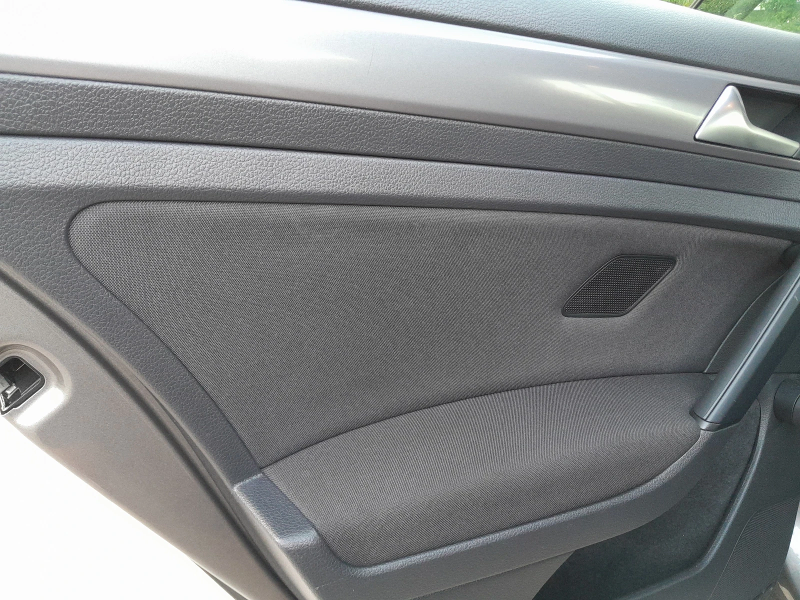 VW Golf 1.6 TDI 110 kc | Mobile.bg � ����������� 12
