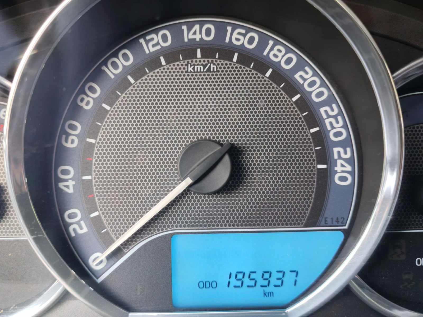 Toyota Corolla, снимка 11 - Автомобили и джипове - 55590272