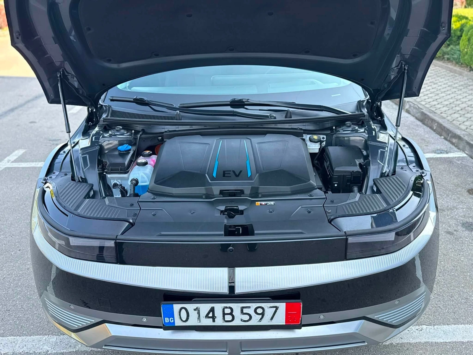 Hyundai Ioniq 5 First Edition 4WD SWIS CH, снимка 17 - Автомобили и джипове - 55640393