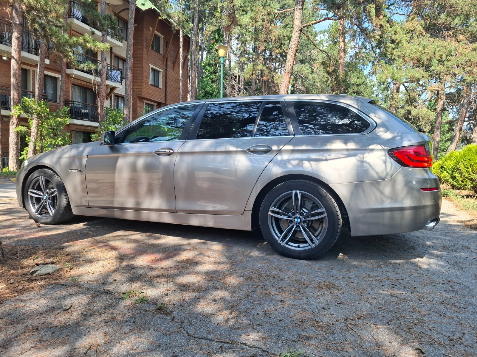 BMW 525 F11, снимка 13 - Автомобили и джипове - 55825355