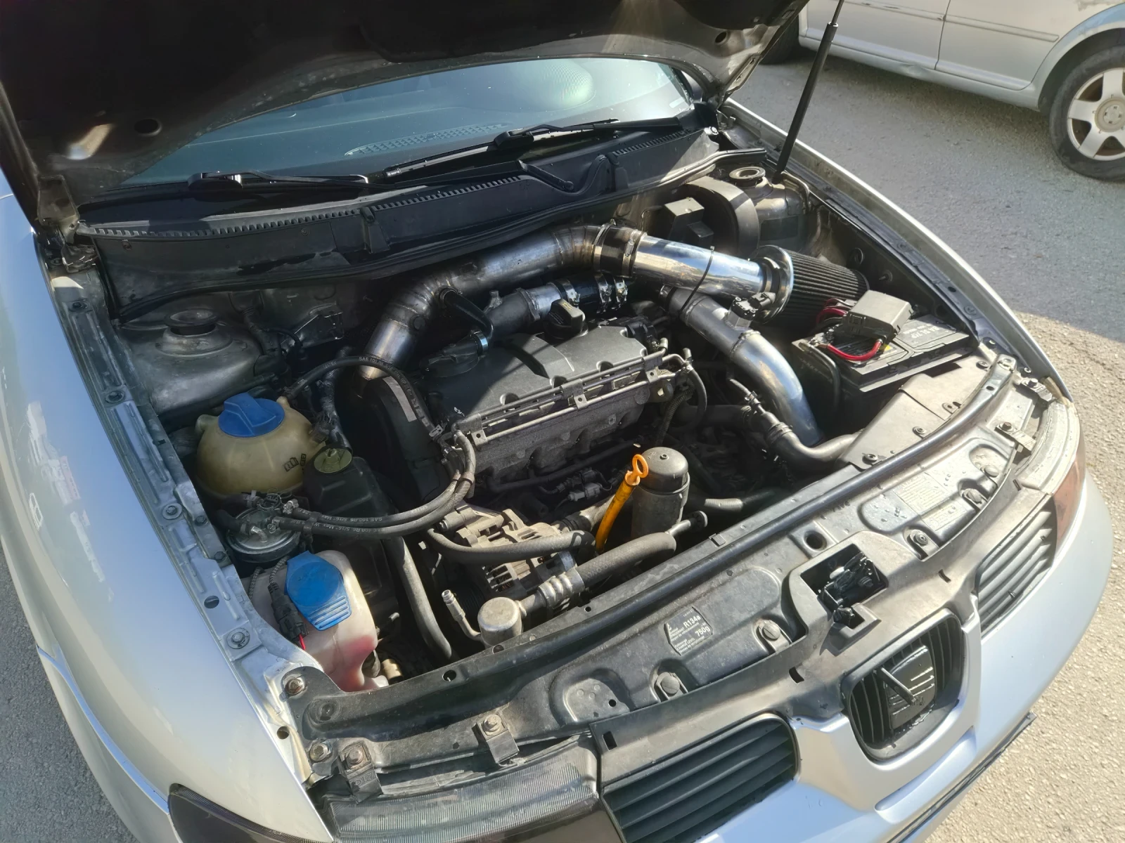 Seat Leon 1.9 ARL 300+ + , снимка 10 - Автомобили и джипове - 55877385