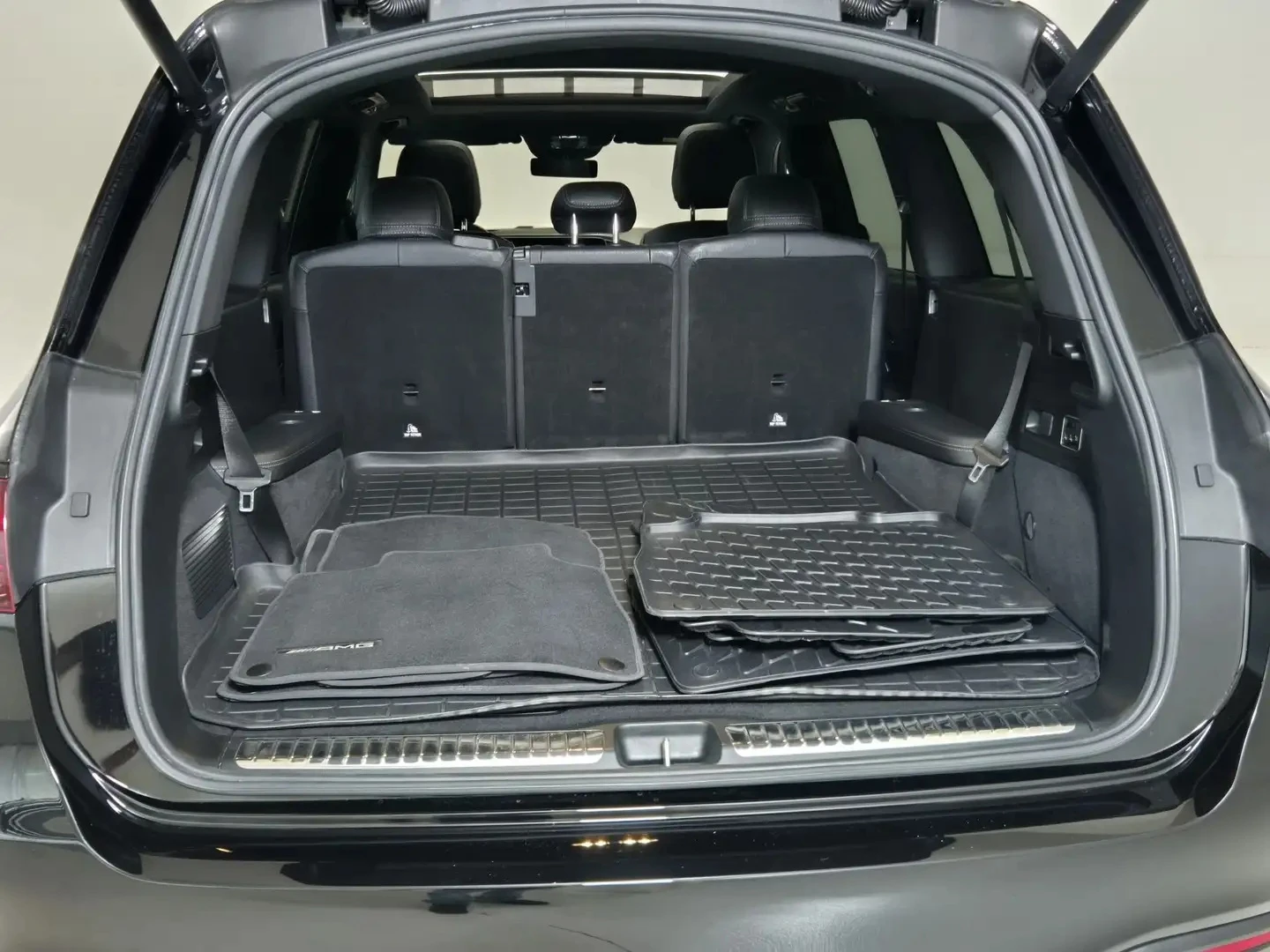 Mercedes-Benz GLS 450 d 4MATIC AMG-Line , снимка 9 - Автомобили и джипове - 56008391
