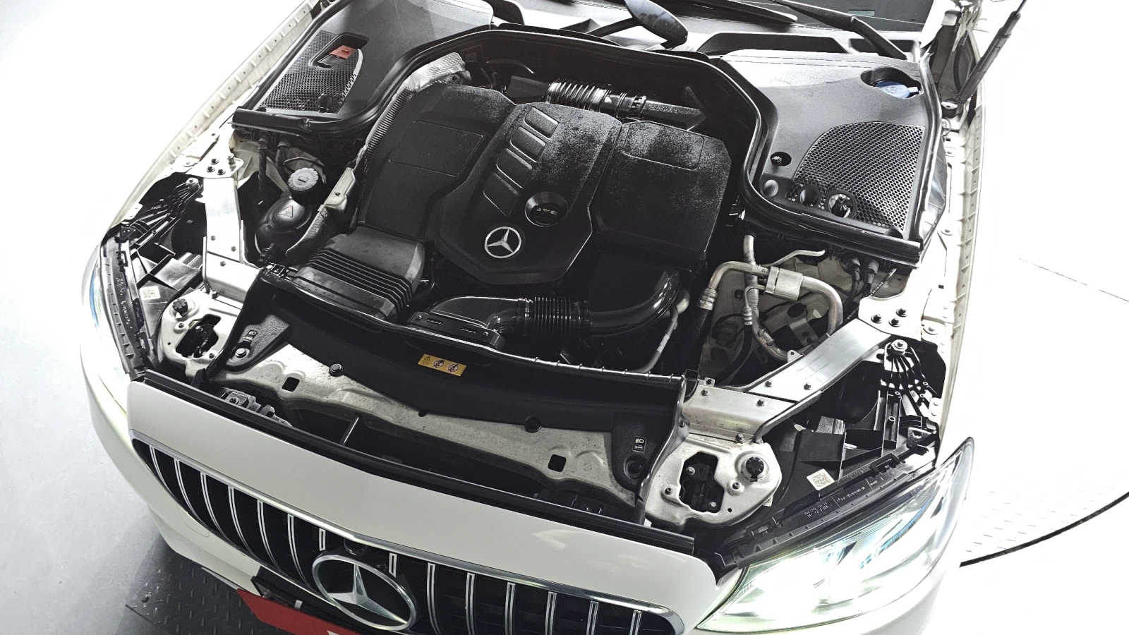 Mercedes-Benz E 220 Avantgarde autoprime.bg, снимка 5 - Автомобили и джипове - 56022415