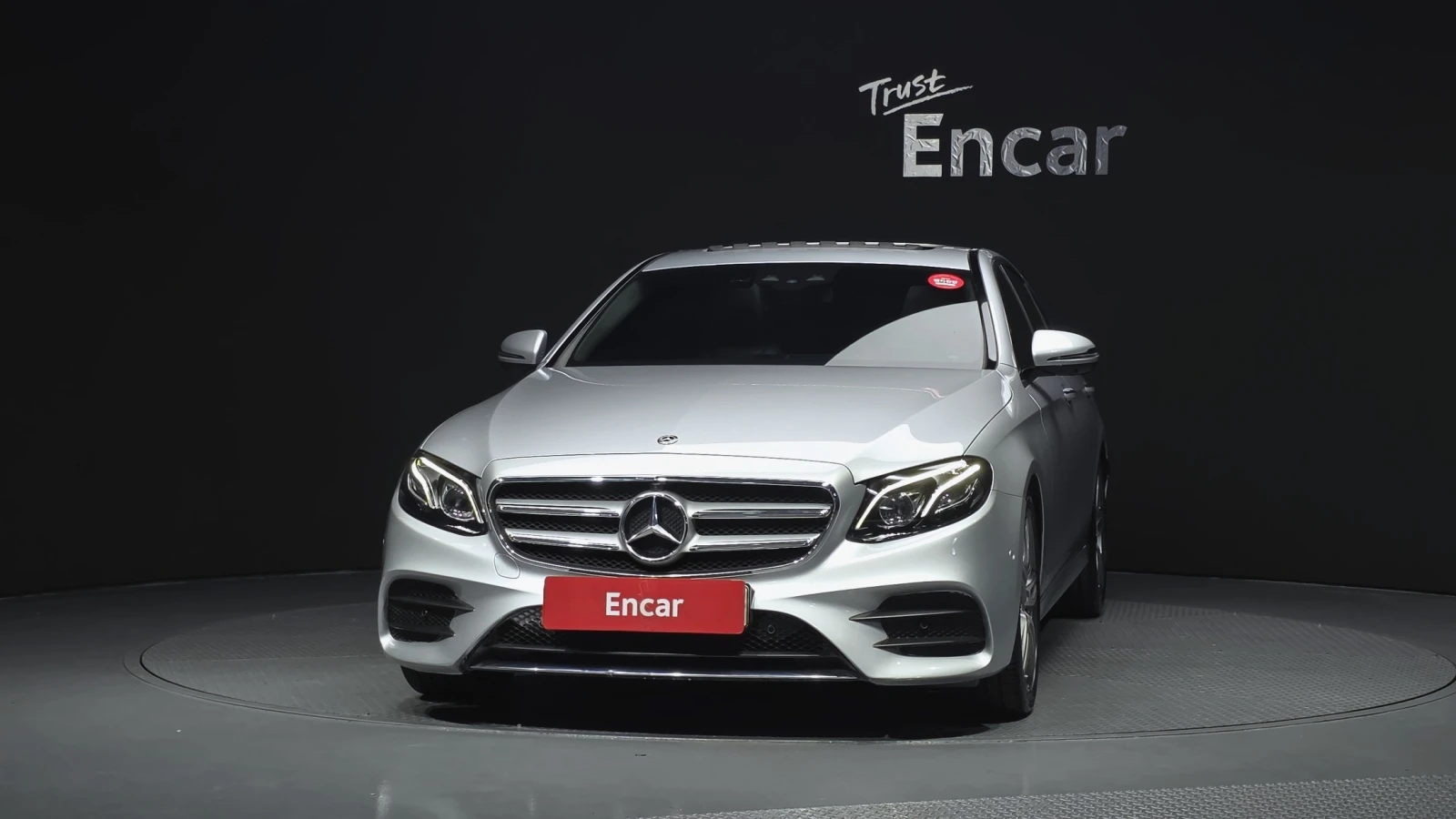 Mercedes-Benz E 300 AMG Line | HUD | 360  | memory, снимка 3 - Автомобили и джипове - 56067641