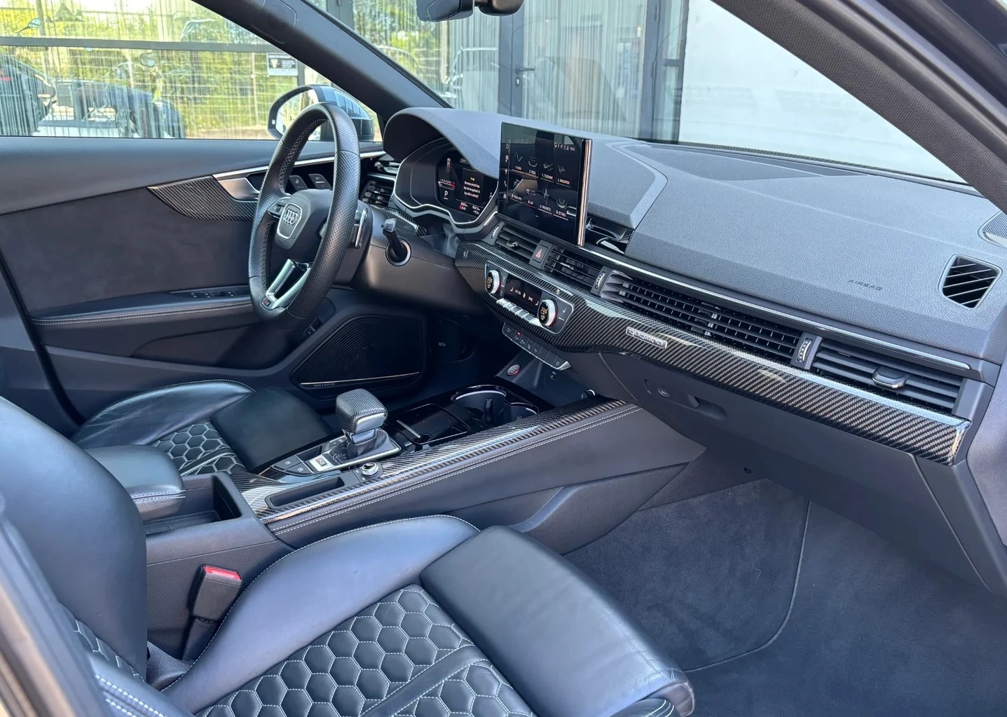 Audi Rs4 2.9 Avant Quattro, снимка 5 - Автомобили и джипове - 56163181
