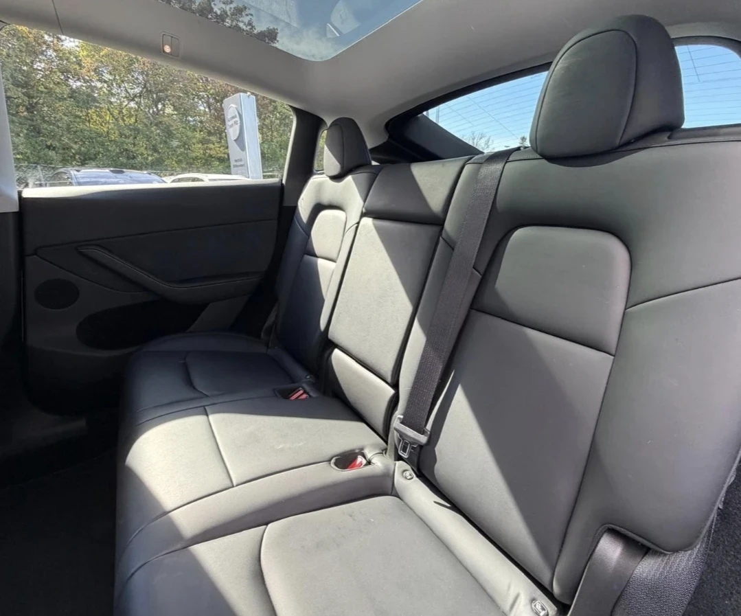 Tesla Model Y Long range duall motor 360cam Berlin Giga, снимка 8 - Автомобили и джипове - 56317657