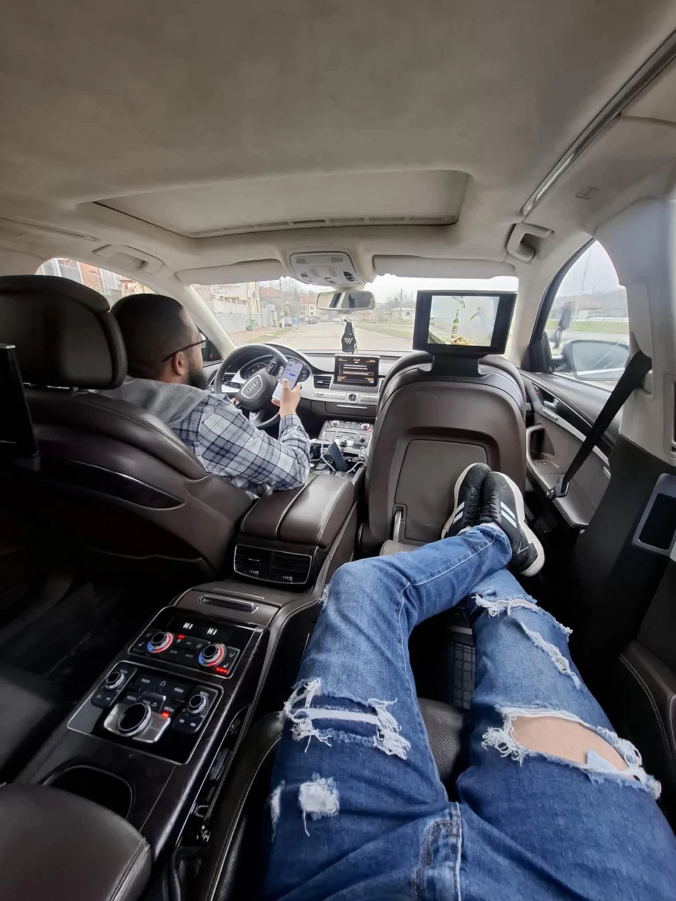 Audi A8 4.2 Long Ful 3Tv, снимка 11 - Автомобили и джипове - 56410725