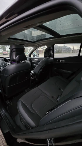 Kia Sportage Mild hybrid, 1.6 diesel, Панорамен покрив, снимка 5