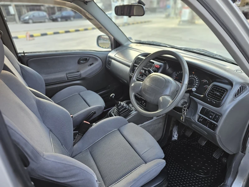 Suzuki Grand vitara, снимка 8 - Автомобили и джипове - 49250067