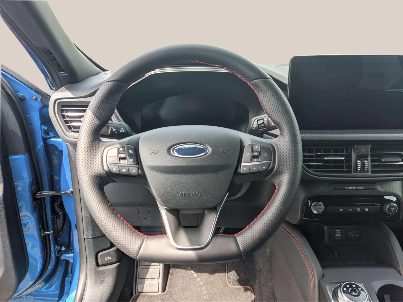 Ford Kuga 2.5, снимка 10 - Автомобили и джипове - 49911933