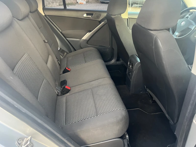 VW Tiguan 2.0 TSI 4m 170к.с., снимка 10 - Автомобили и джипове - 52067693