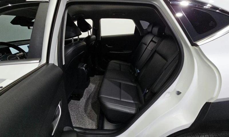Hyundai Kona Gasoline 1.6 Turbo 2WD Premium, снимка 11 - Автомобили и джипове - 52113078