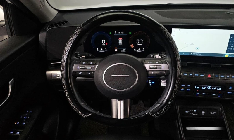 Hyundai Kona Gasoline 1.6 Turbo 2WD Premium, снимка 15 - Автомобили и джипове - 52113078