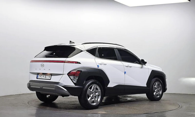 Hyundai Kona Gasoline 1.6 Turbo 2WD Premium, снимка 2 - Автомобили и джипове - 52113078