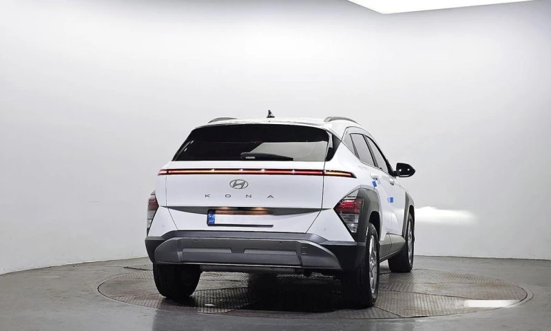 Hyundai Kona Gasoline 1.6 Turbo 2WD Premium, снимка 4 - Автомобили и джипове - 52113078