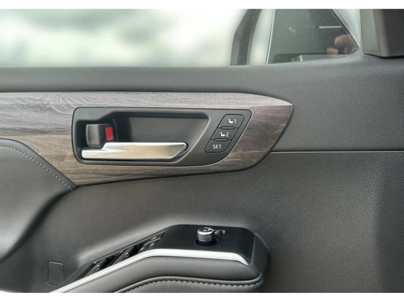 Toyota Highlander 7 места, Месечна вноска от 1300 лв., снимка 11 - Автомобили и джипове - 52614874