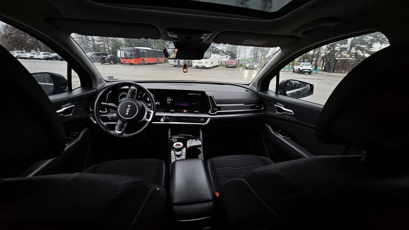 Kia Sportage Mild hybrid, 1.6 diesel, снимка 5 - Автомобили и джипове - 52664291