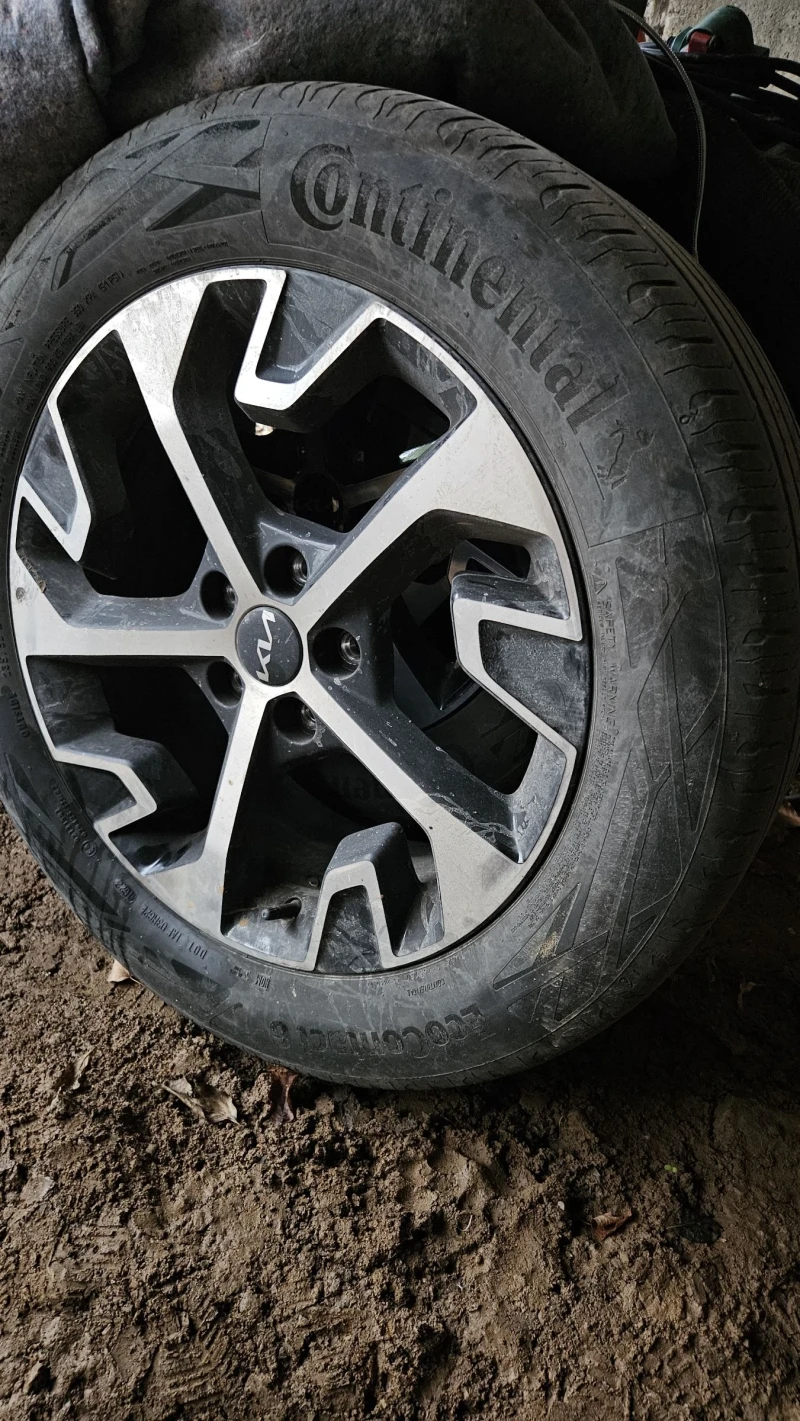 Kia Sportage Mild hybrid, 1.6 diesel, снимка 10 - Автомобили и джипове - 52664291