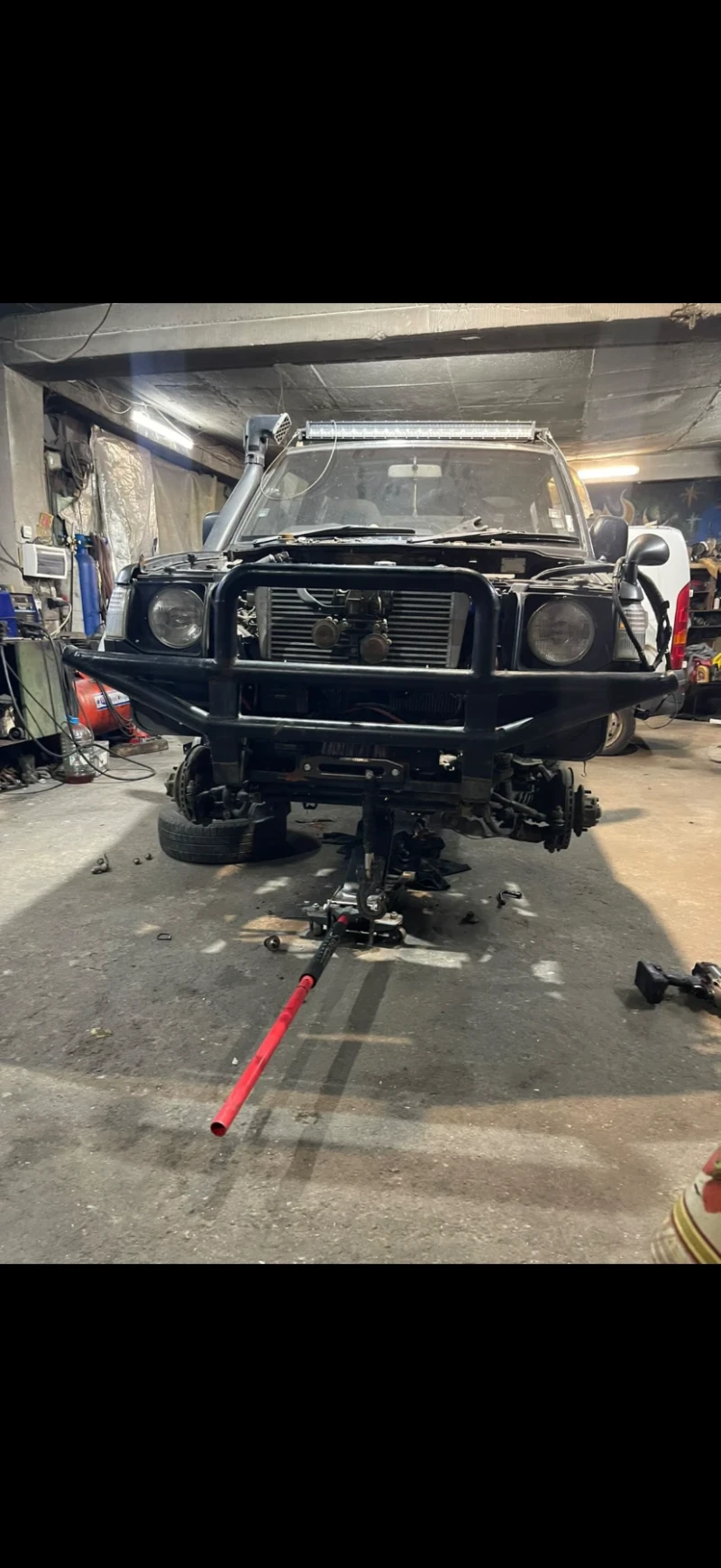 Mitsubishi Pajero 1.9 TDI, снимка 9 - Автомобили и джипове - 53357271