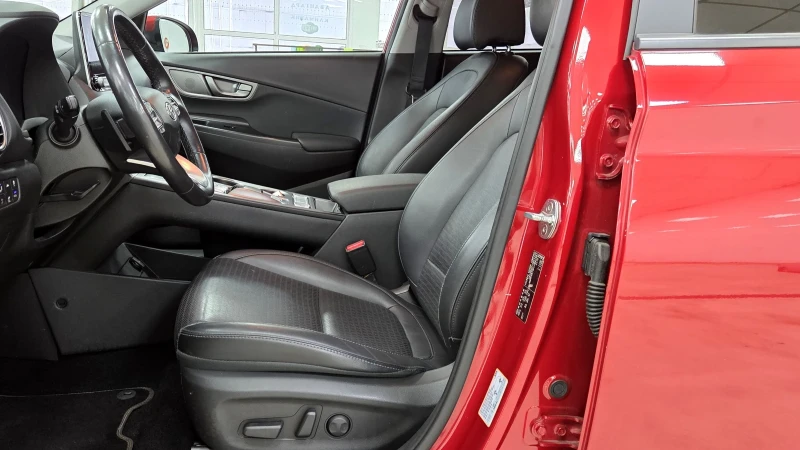 Hyundai Kona 64KWh/Premium/BlueLink, снимка 7 - Автомобили и джипове - 53516642