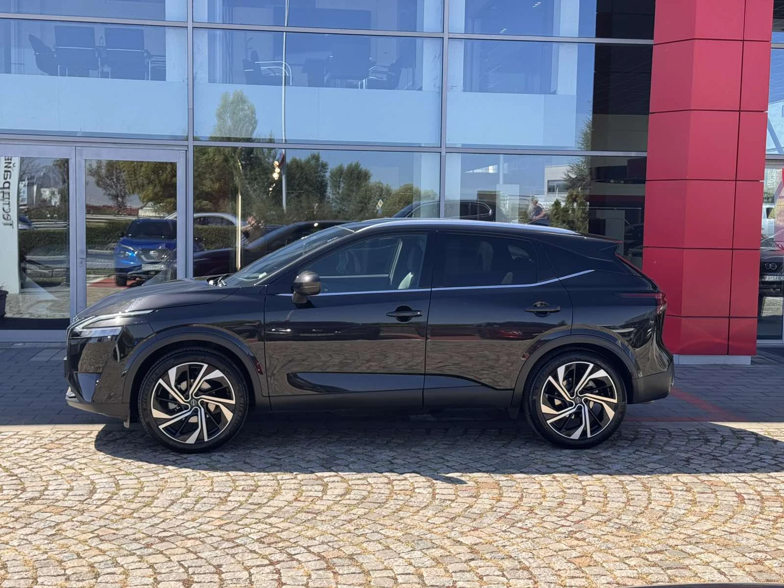 Nissan Qashqai Tekna Plus - изображение 2