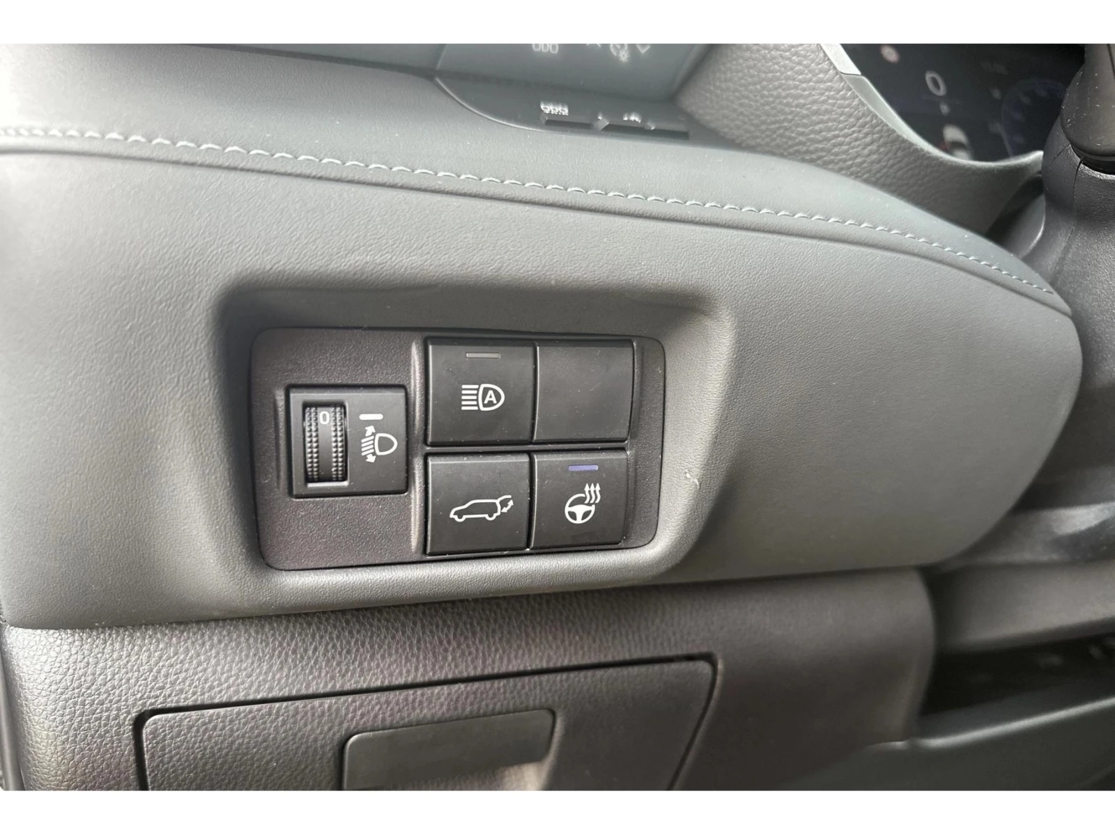 Toyota Highlander 7 �����, ������� ������ �� 1300 ��. | Mobile.bg � ����������� 12