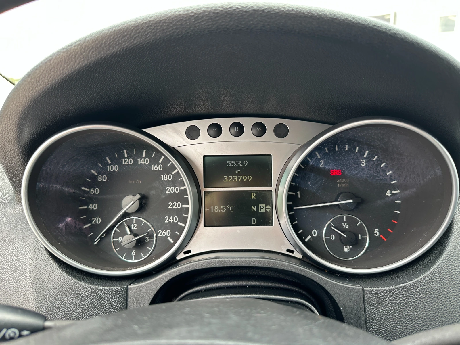 Mercedes-Benz ML 320 CDI 4Matic, снимка 13 - Автомобили и джипове - 54252672