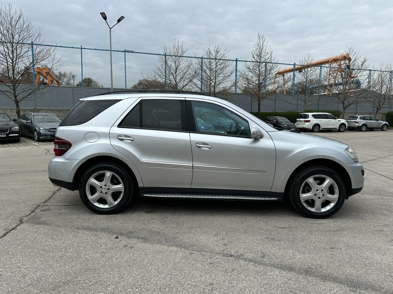 Mercedes-Benz ML 320 CDI 4Matic, снимка 5 - Автомобили и джипове - 54252672