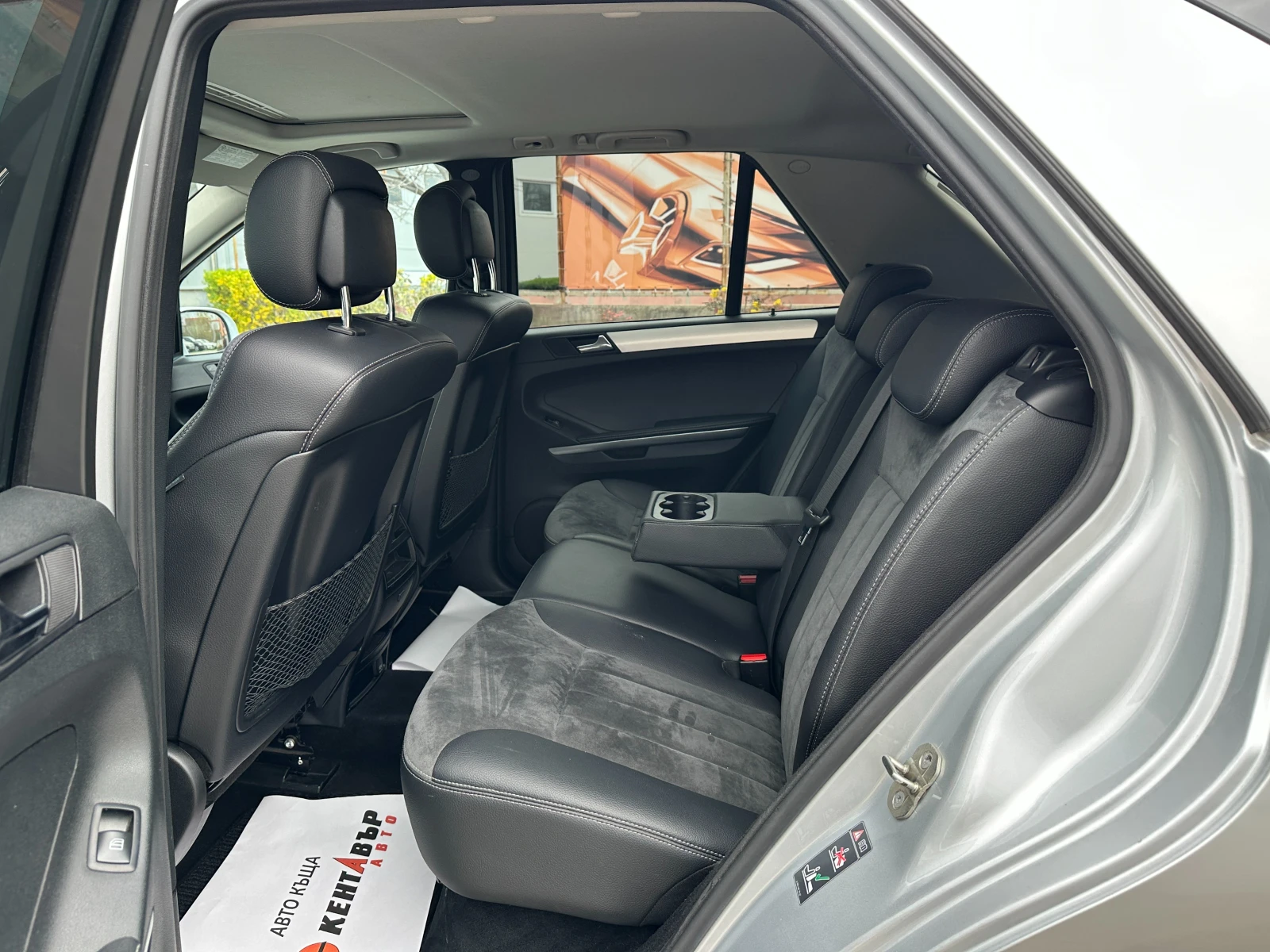 Mercedes-Benz ML 320 CDI 4Matic, снимка 10 - Автомобили и джипове - 54252672