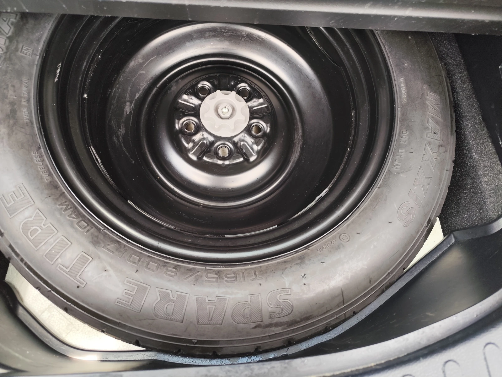 Toyota Rav4 2.5i ХИБРИД* FACELIFT* LED* KАМЕРА* AWD, снимка 13 - Автомобили и джипове - 54278004